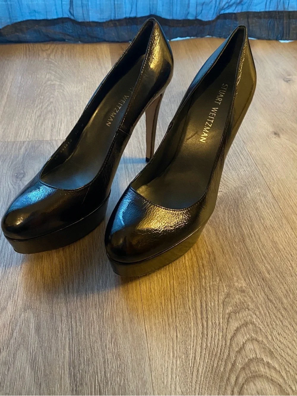 STUART WEITZMAN Platform Pumps 10 TIMELESS POWERFUL CHIC CITY NIGHT OUT DAT